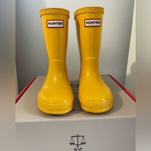Hunter Rain boots Gloss. Toddler Size 8m. Unisex